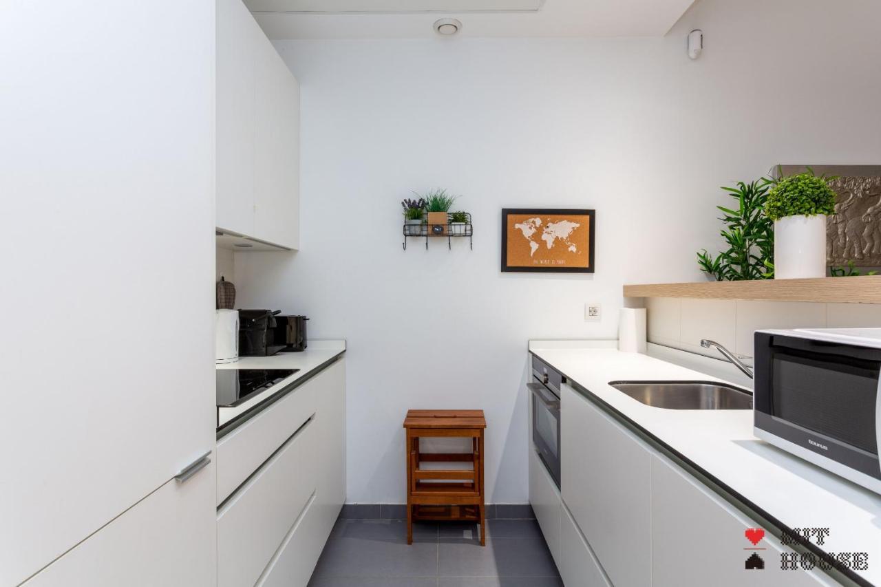 Mit House Ayala En Madrid Apartment Ngoại thất bức ảnh